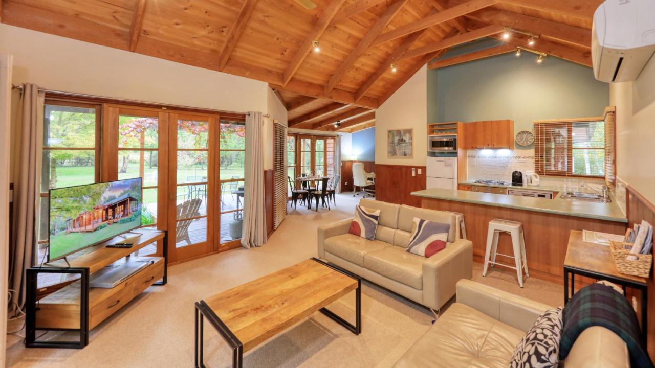 Beechworth Cedar Cottages Екстериор снимка