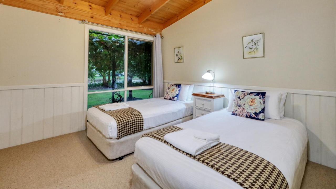 Beechworth Cedar Cottages Екстериор снимка