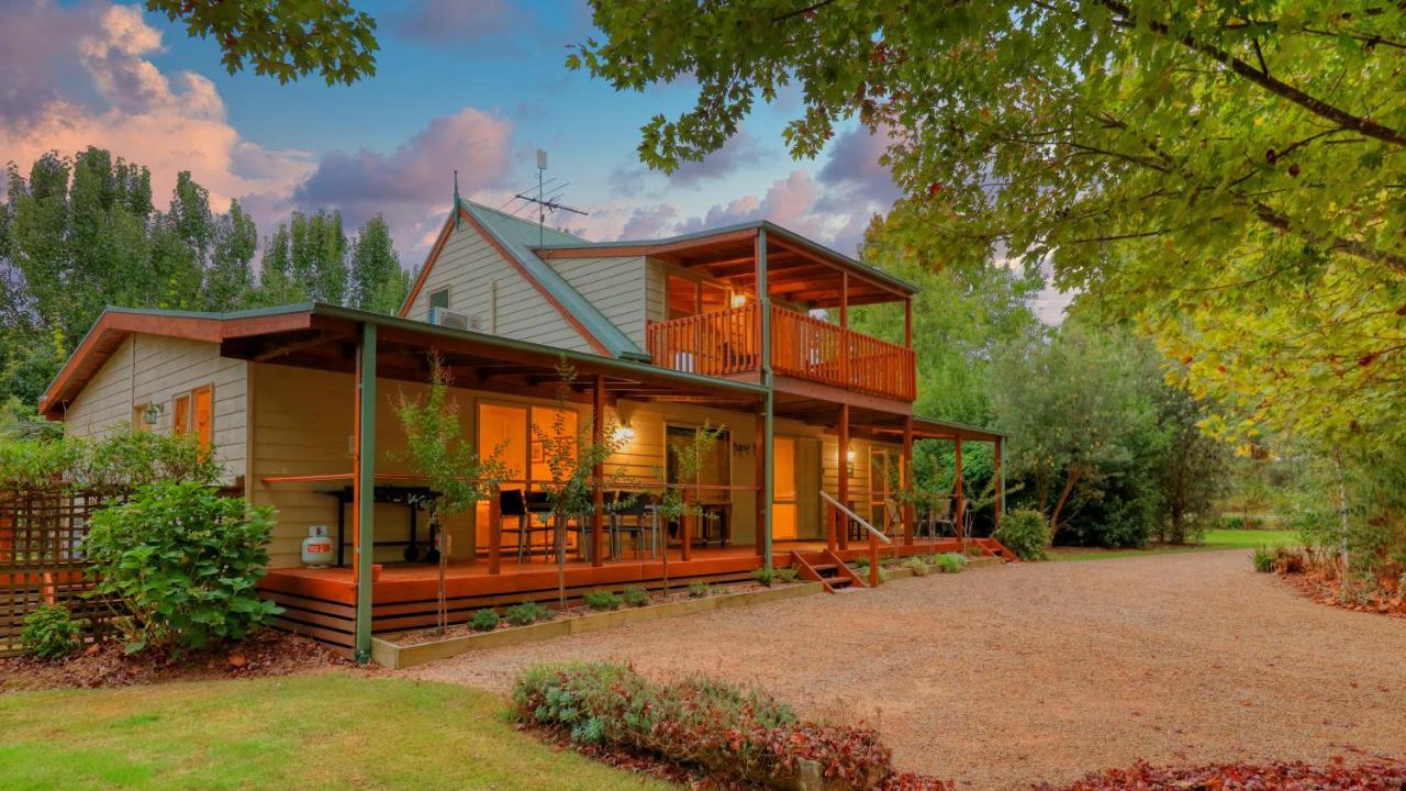 Beechworth Cedar Cottages Екстериор снимка