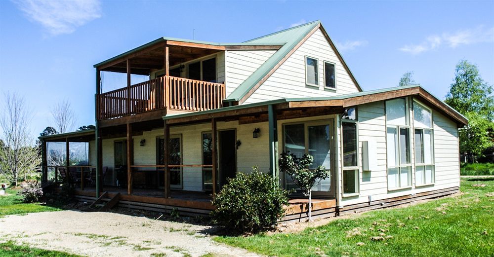 Beechworth Cedar Cottages Екстериор снимка