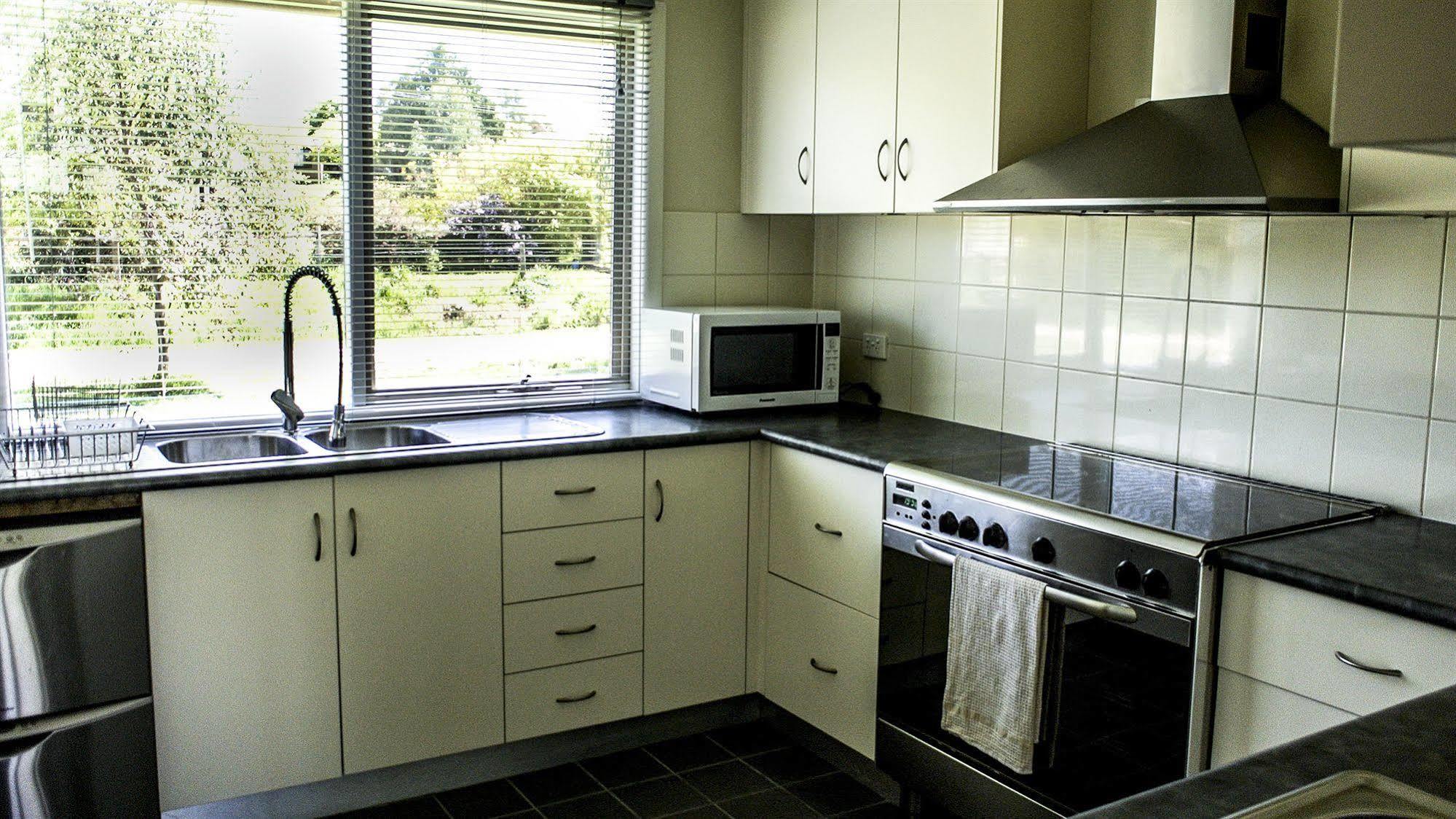 Beechworth Cedar Cottages Екстериор снимка